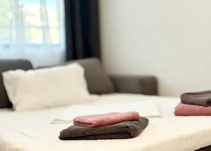 Sweet Tiny House-central *