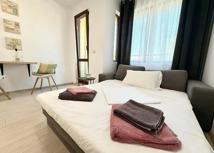 Sweet Tiny House-central アパート *